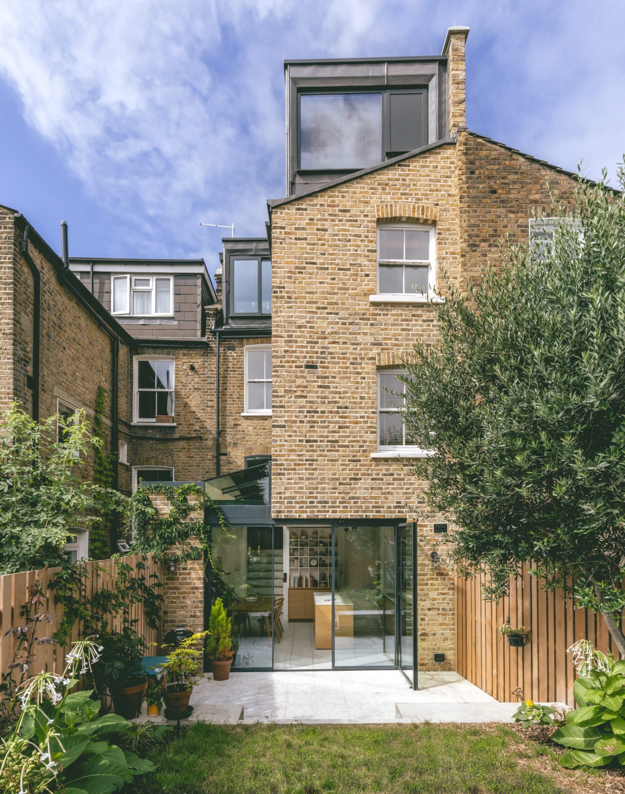 The Storyteller’s Home, Stoke Newington | Neil Dusheiko Architects